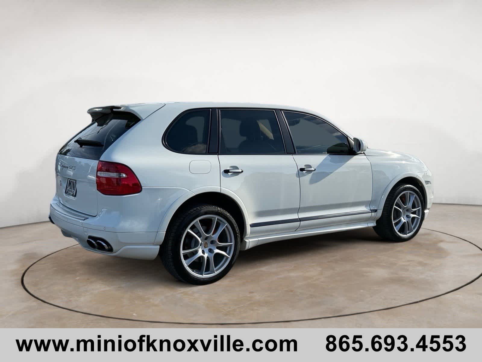 2008 Porsche Cayenne GTS photo 3