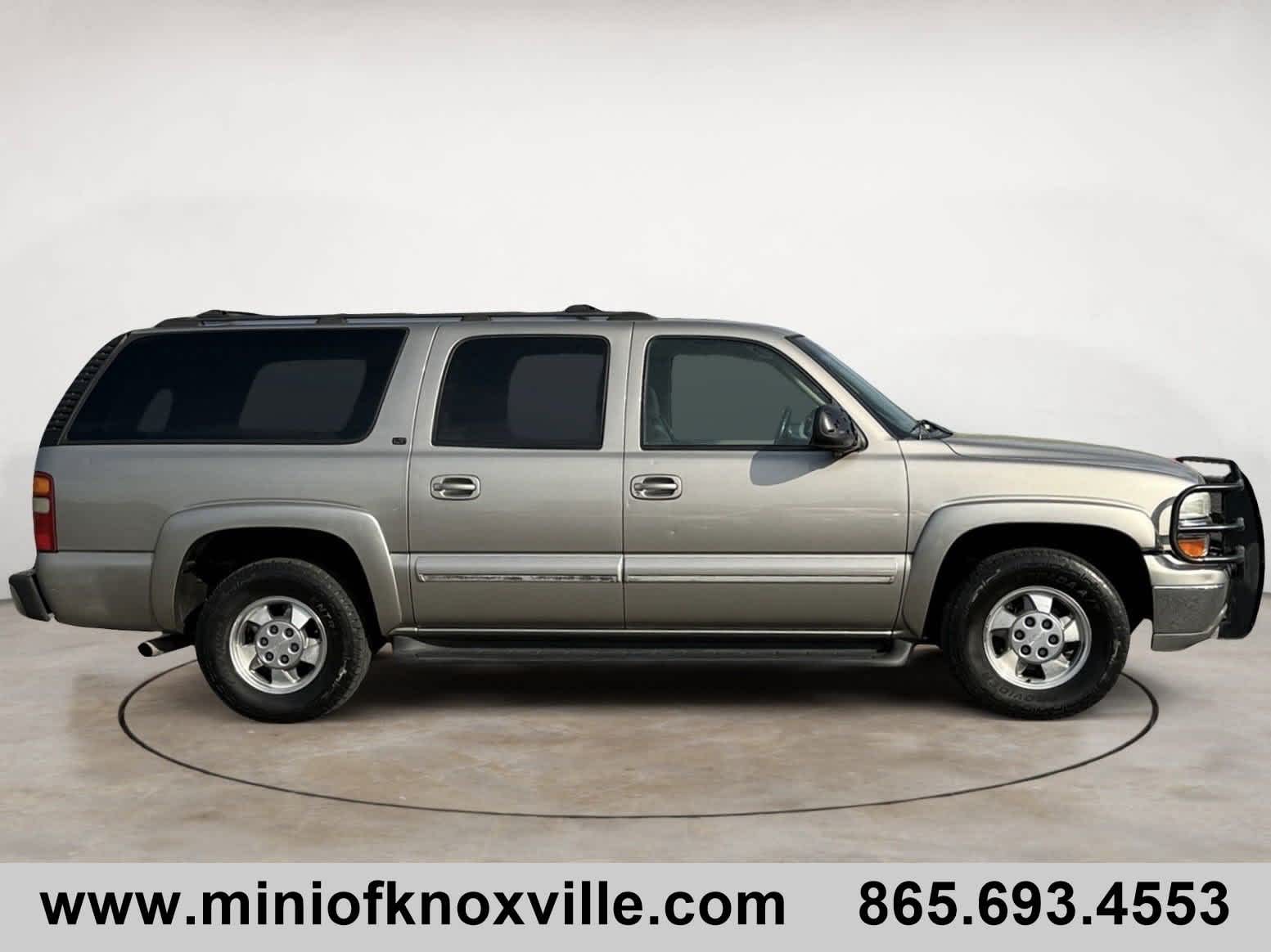 Used 2002 Chevrolet Suburban LS with VIN 3GNFK16Z52G188049 for sale in Knoxville, TN
