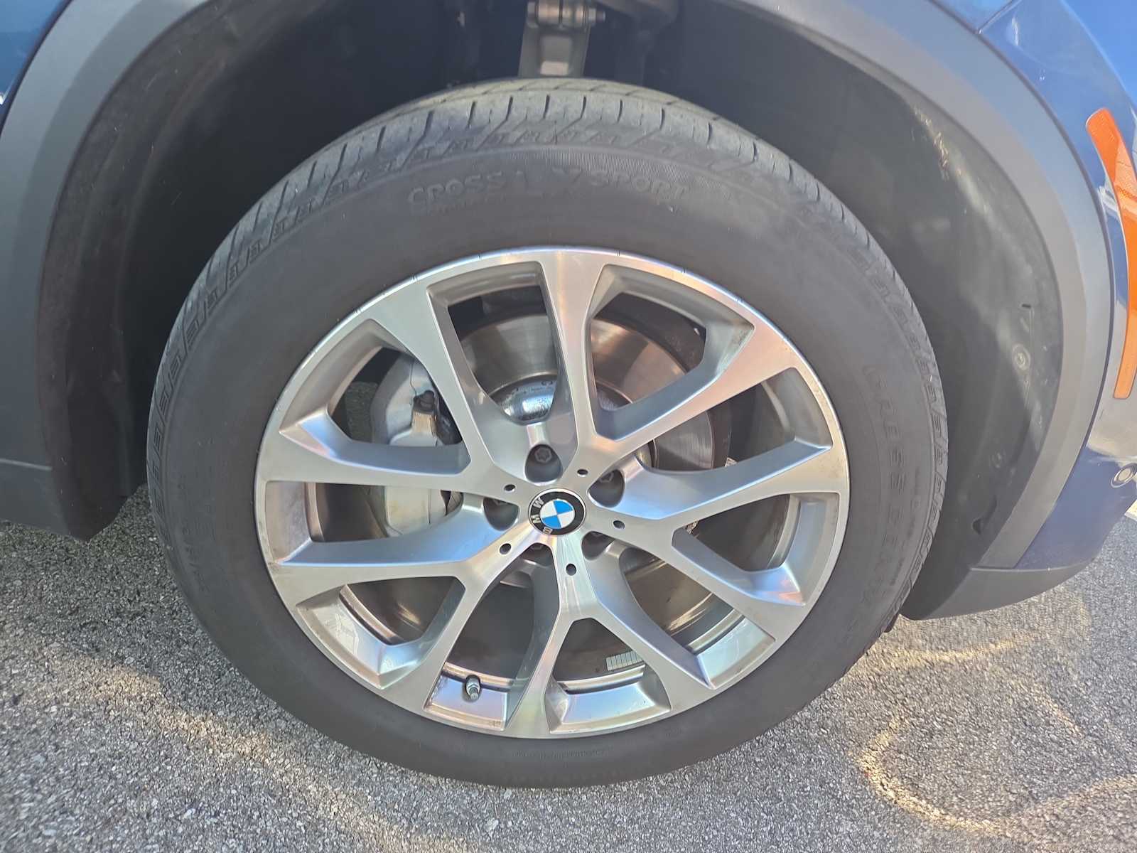 2023 Bmw X5 xDrive40i photo 2