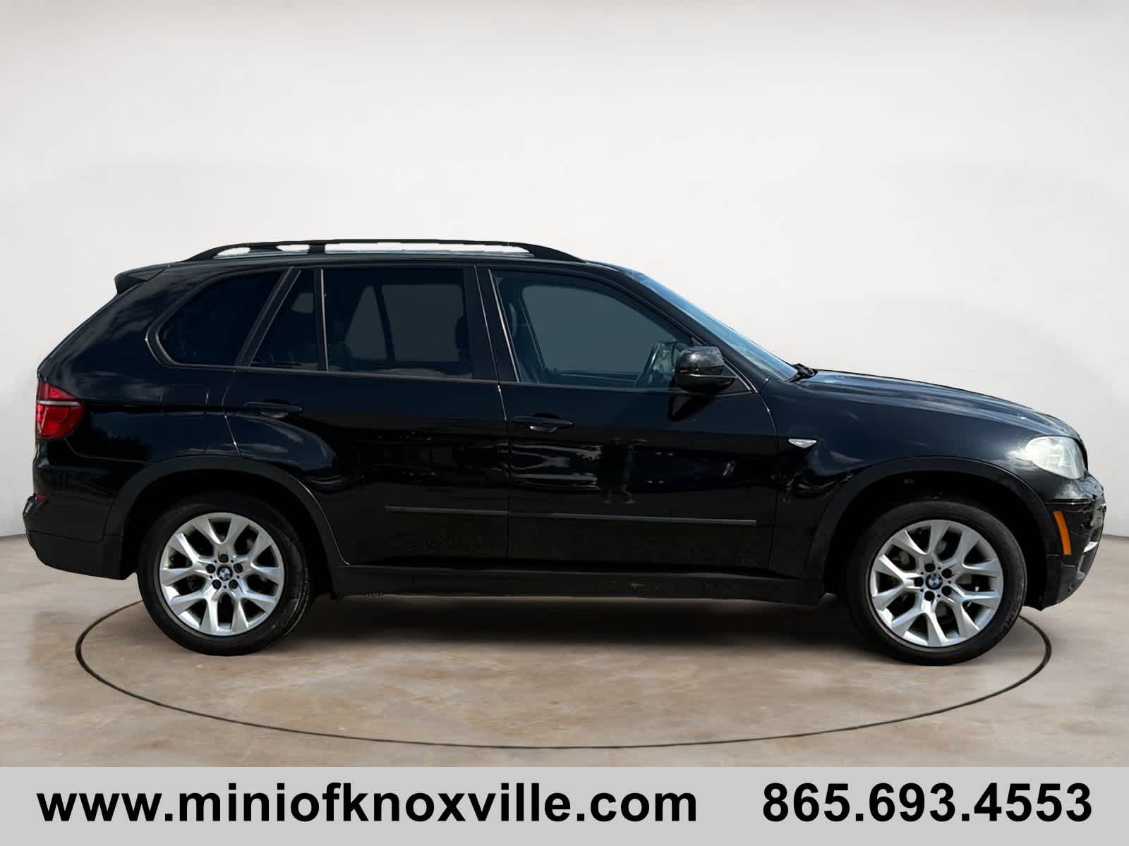 Used 2012 BMW X5 xDrive35i with VIN 5UXZV4C52CL749195 for sale in Knoxville, TN