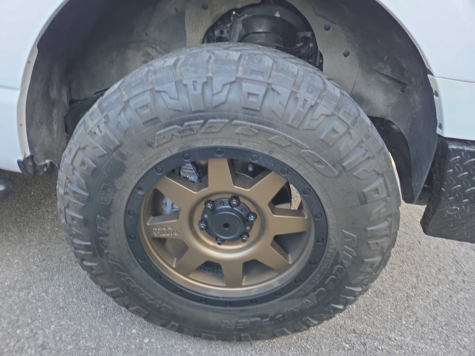 2021 Ford F-150 Lariat photo 2