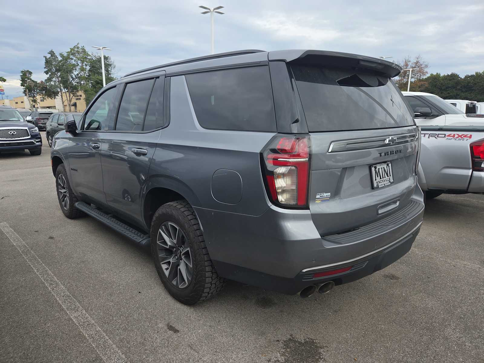 2022 Chevrolet Tahoe Z71 photo 2