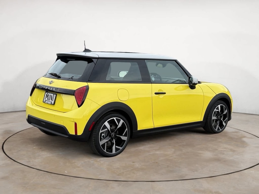 New 2026 MINI 2 Door Signature Plus Hatchback