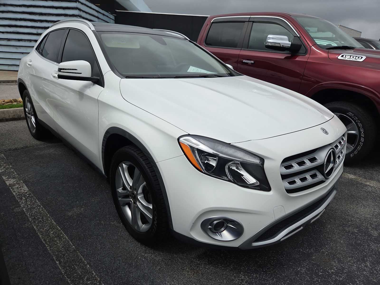 2018 Mercedes-Benz GLA GLA250's photo