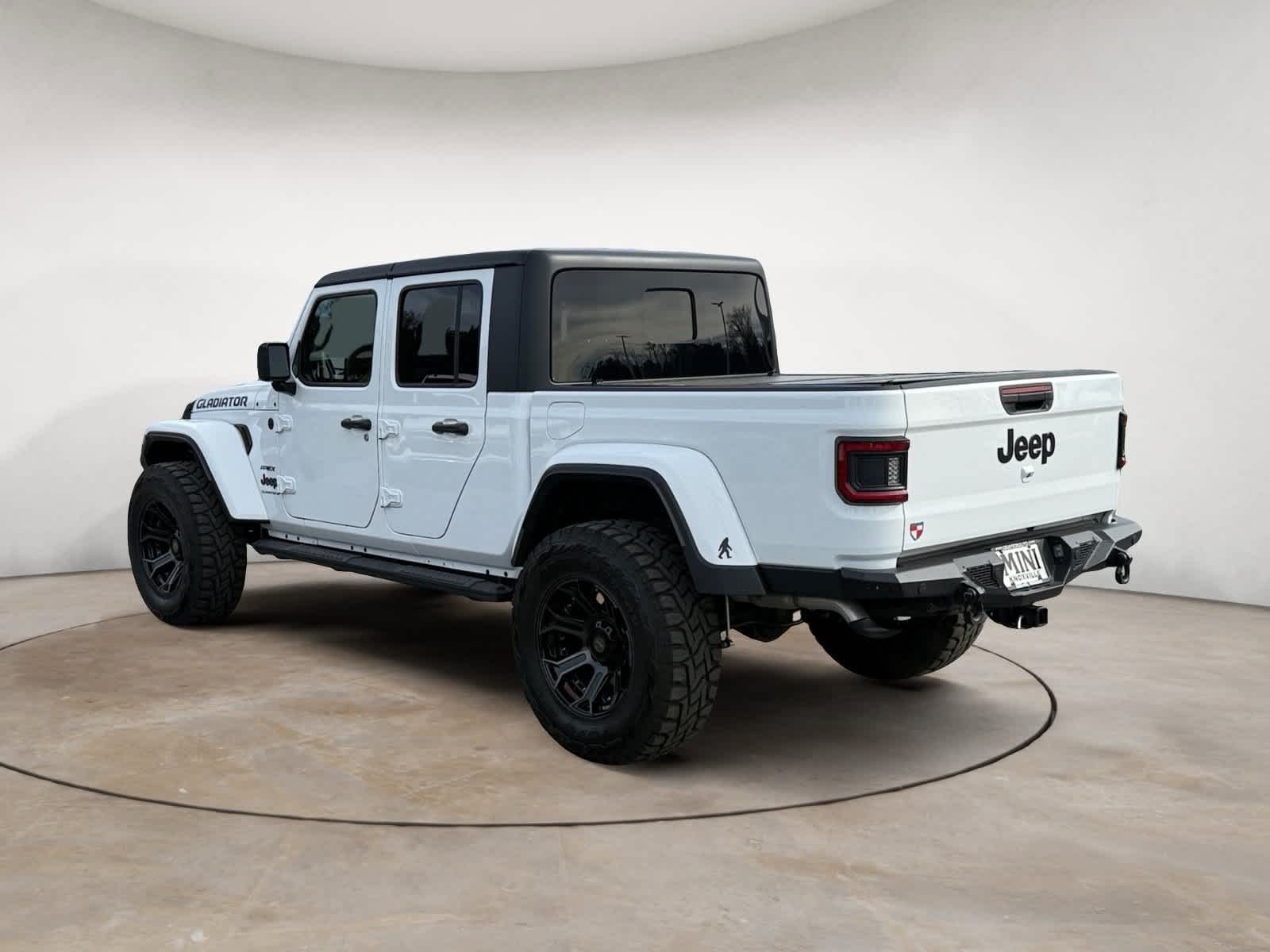 2023 Jeep Gladiator Sport S photo 4