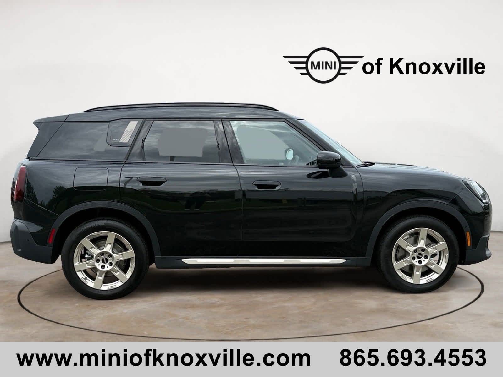 2025 Mini Countryman Iconic photo 2
