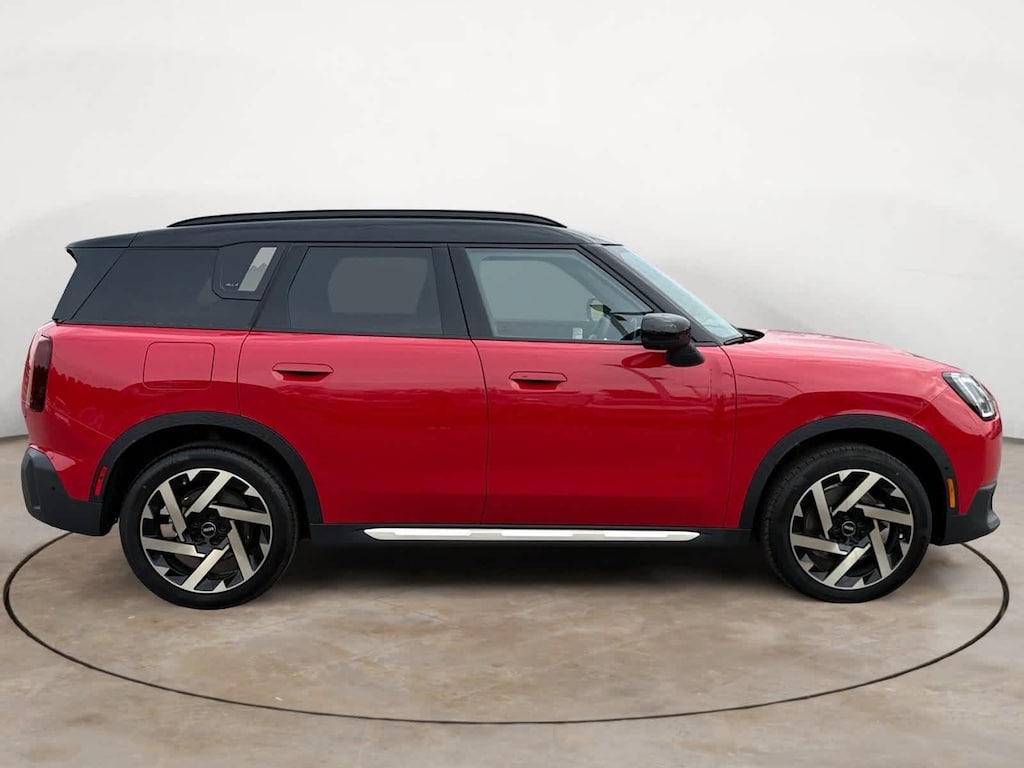 New 2026 MINI Countryman Iconic SUV
