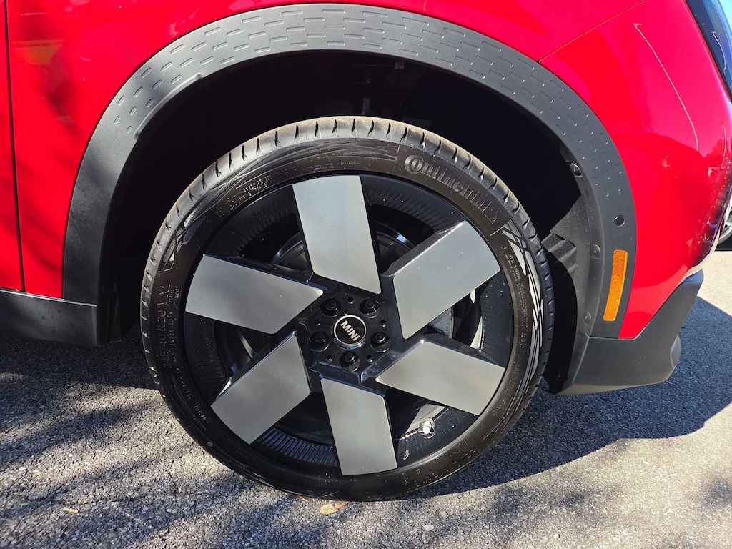 New 2026 MINI Countryman Iconic SUV