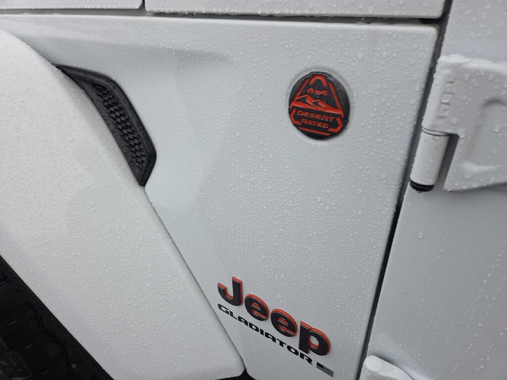 Used 2023 Jeep Gladiator Mojave 4x4 Truck Crew Cab