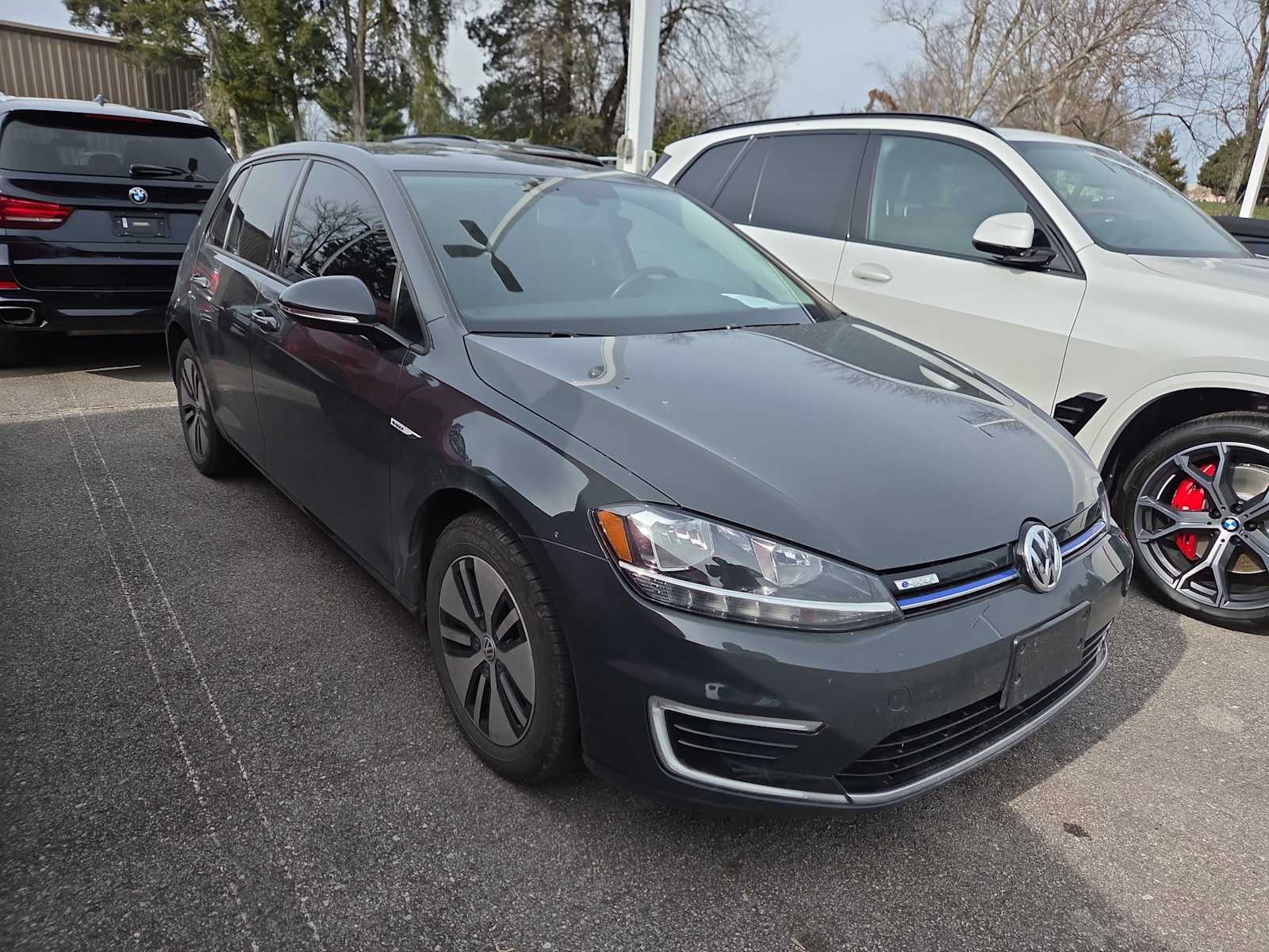 2019 Volkswagen e-Golf e-Golf SE's photo