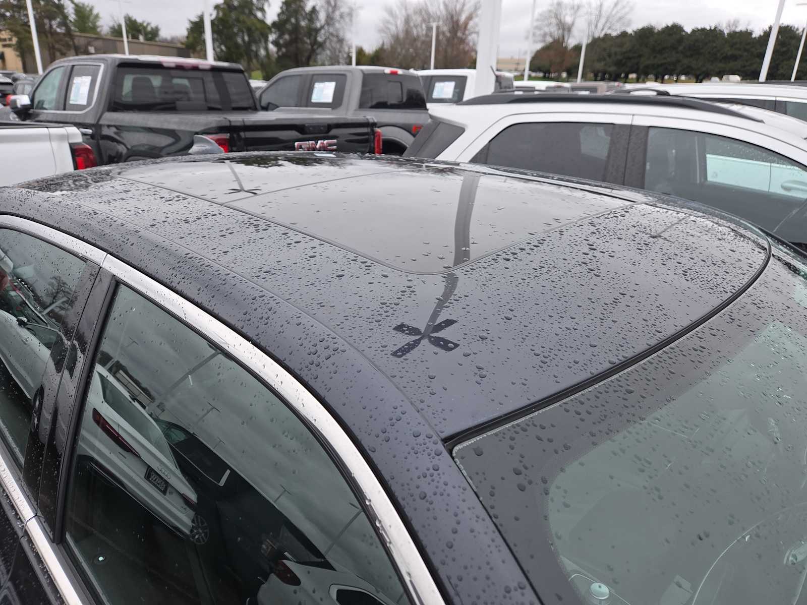 2015 Chrysler 300 Limited photo 2