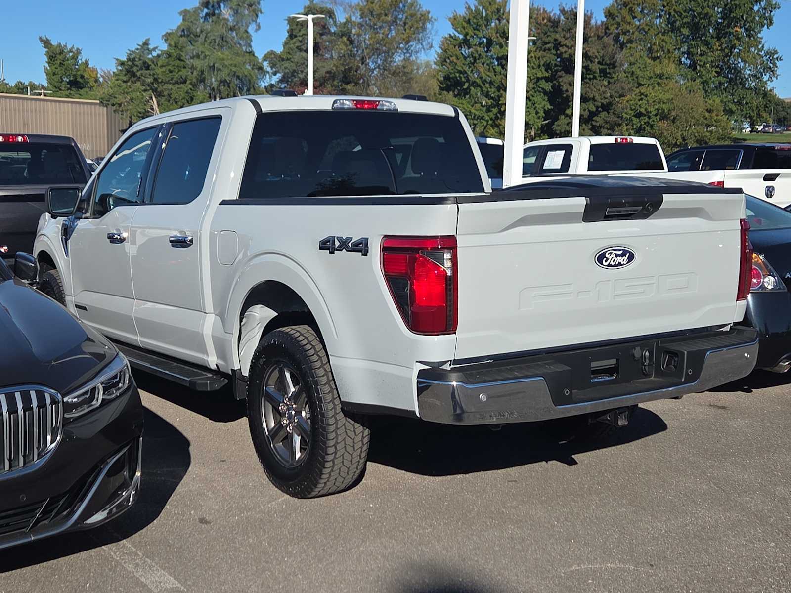 2024 Ford F-150 XLT photo 3