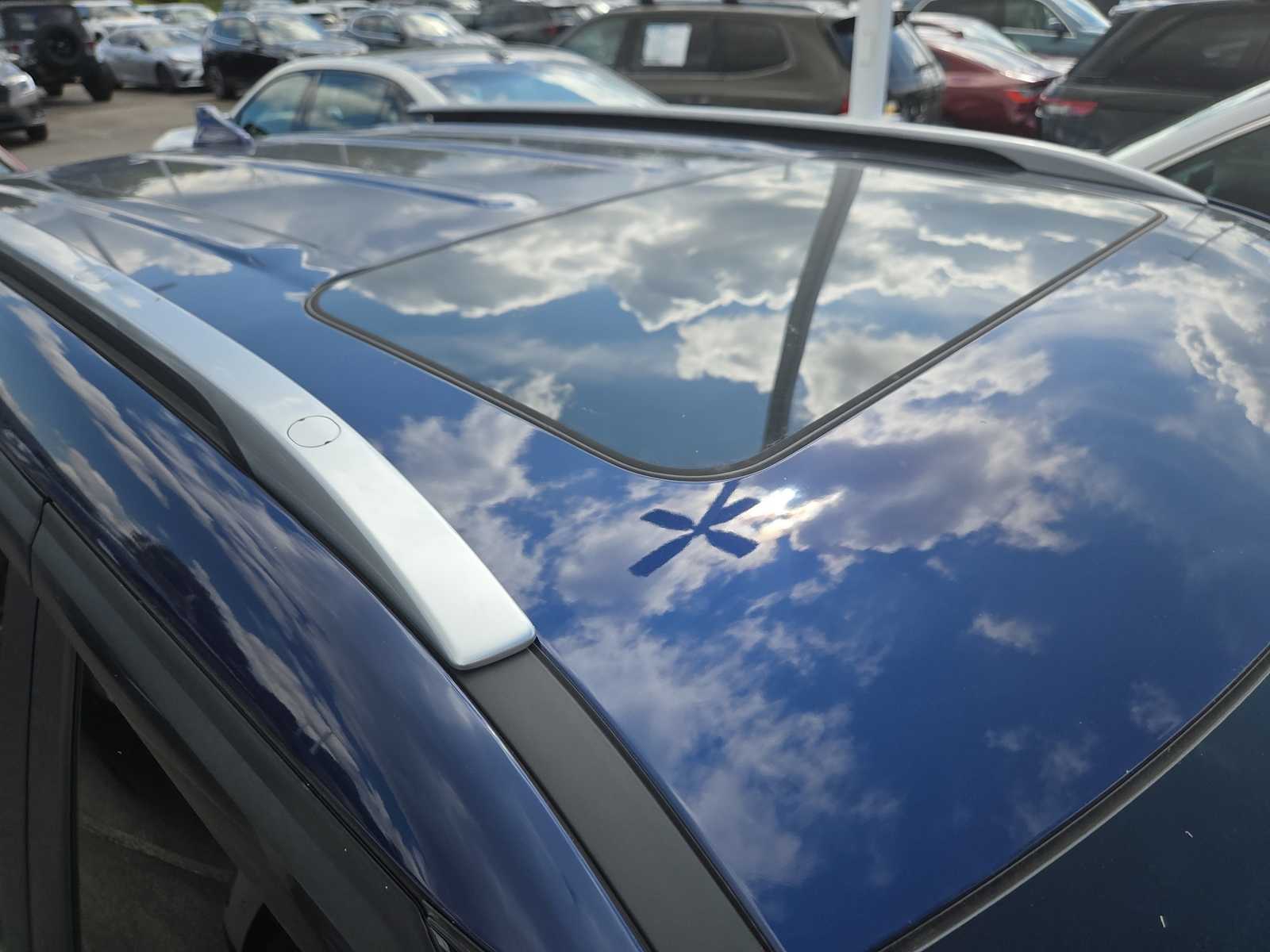 2021 Kia Seltos EX photo 2