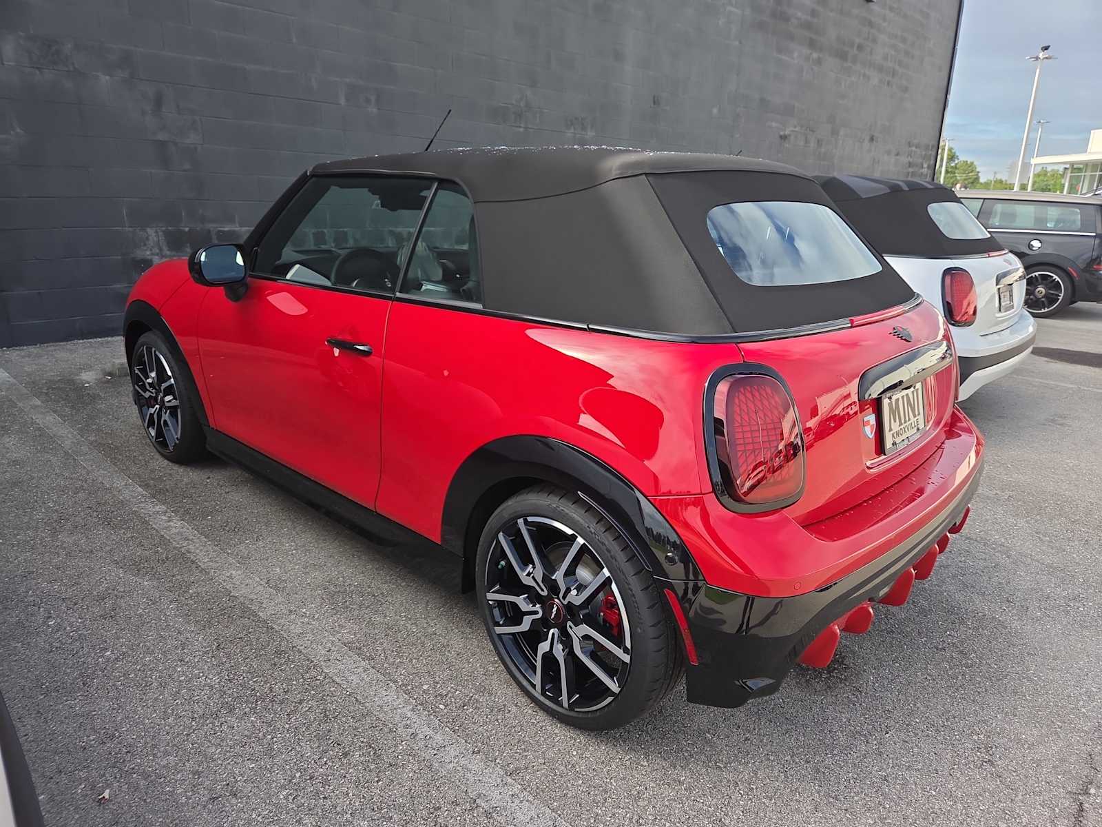2025 Mini Cooper Convertible Iconic photo 3