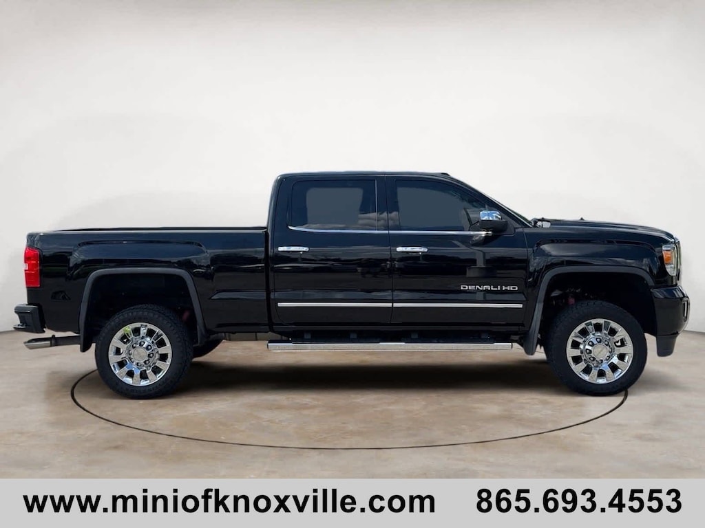 Used 2019 GMC Sierra 2500HD Denali 4WD Crew Cab 153.7 Truck Crew Cab
