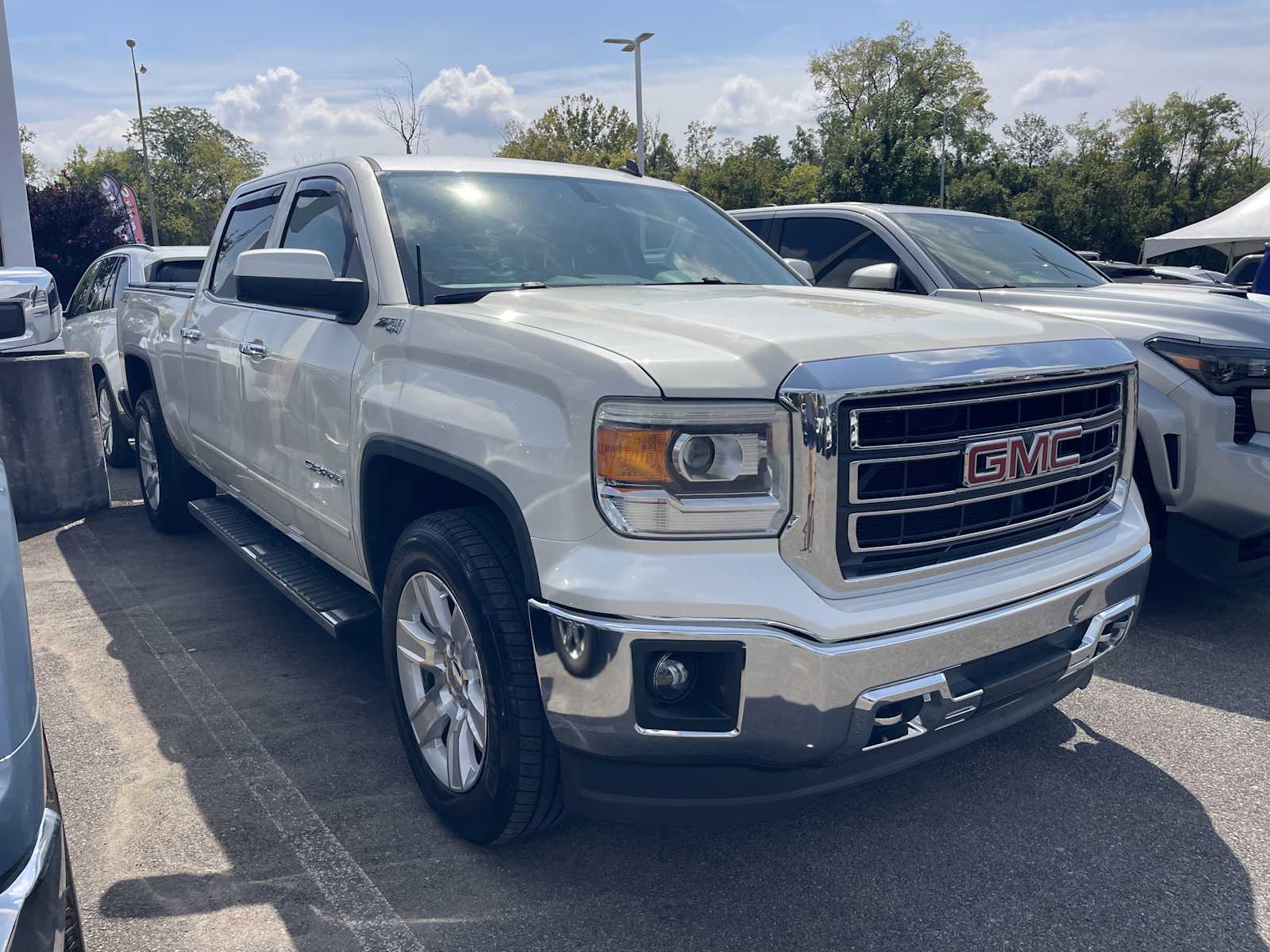 Used 2014 GMC Sierra 1500 SLE 4WD Crew Cab 143.5