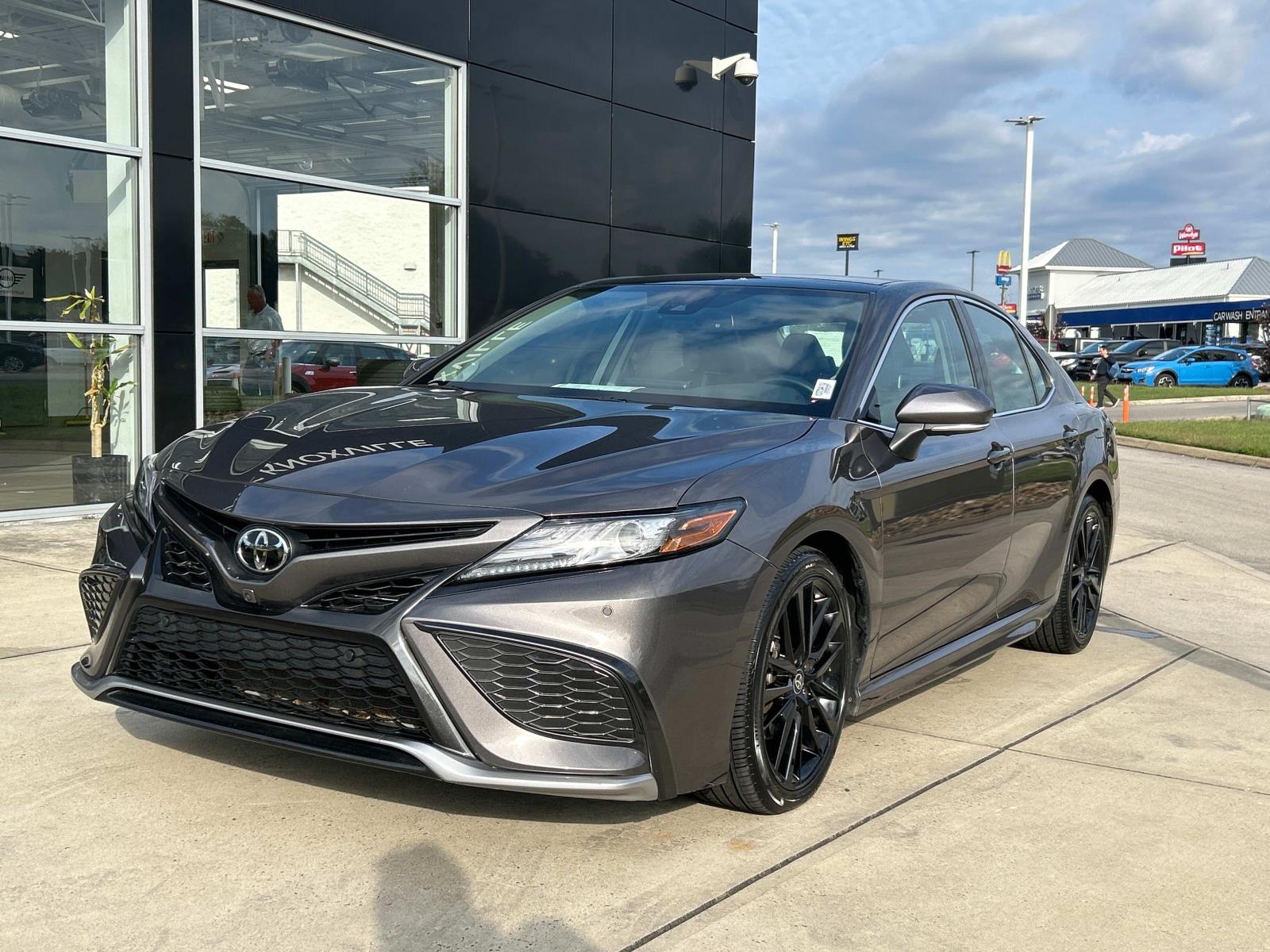 Used 2021 Toyota Camry XSE with VIN 4T1K61BK8MU019952 for sale in Knoxville, TN