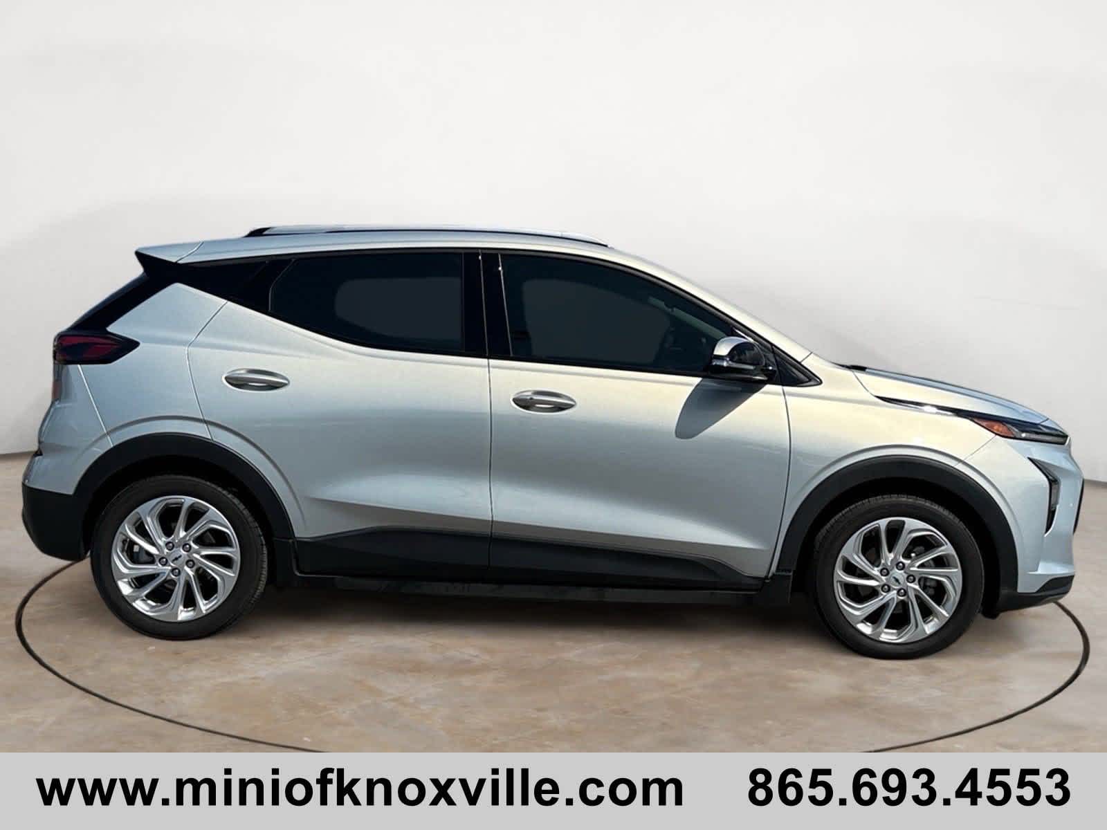 Used 2023 Chevrolet Bolt EUV LT with VIN 1G1FY6S05P4164682 for sale in Knoxville, TN