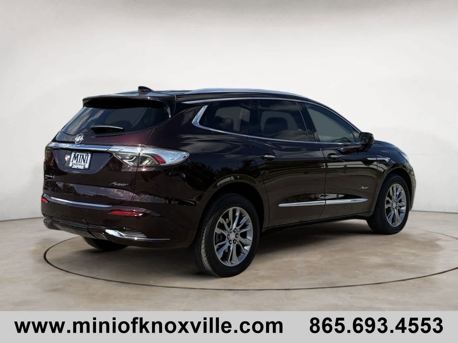 2022 Buick Enclave Avenir photo 3