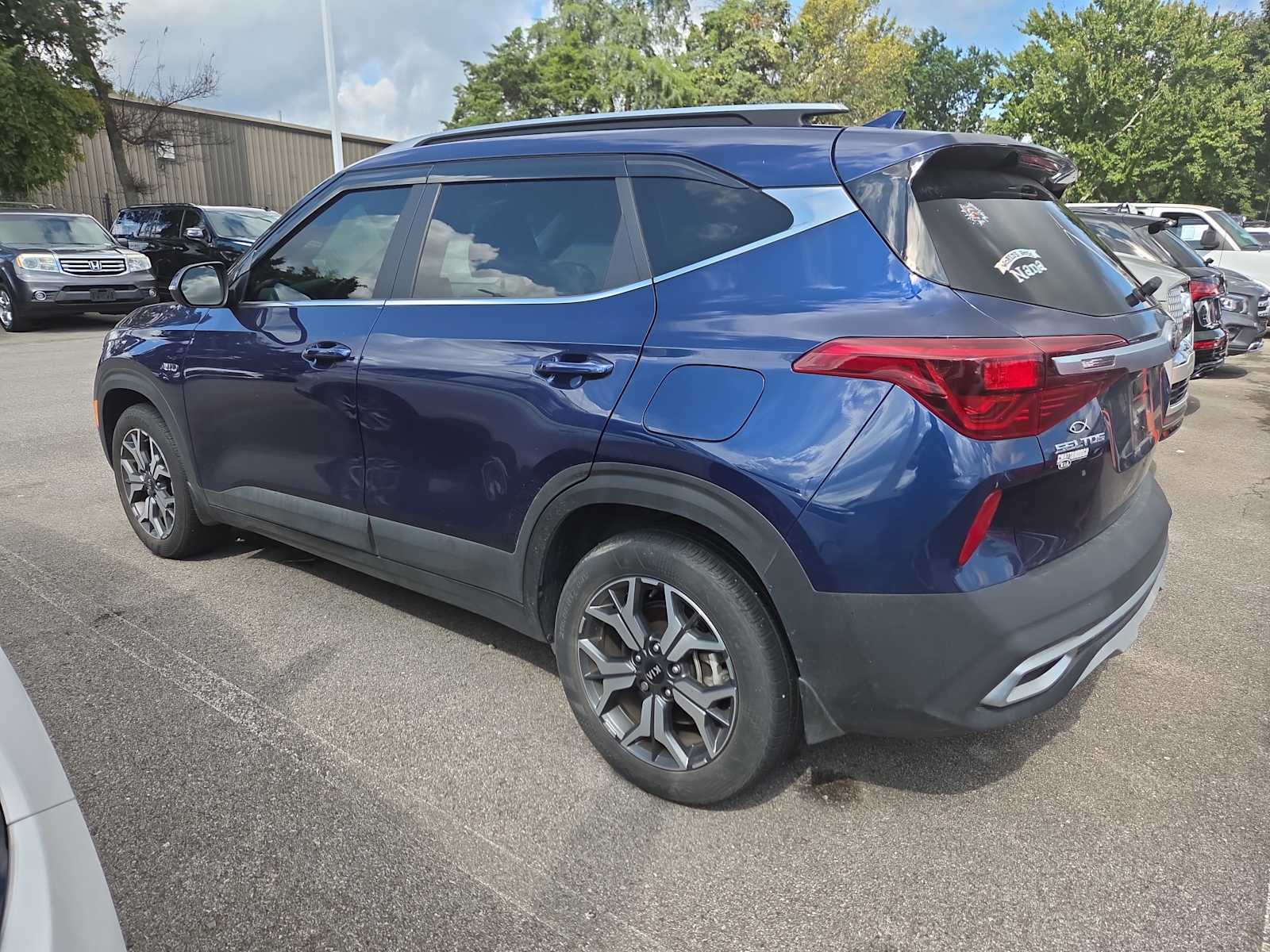 2021 Kia Seltos EX photo 3