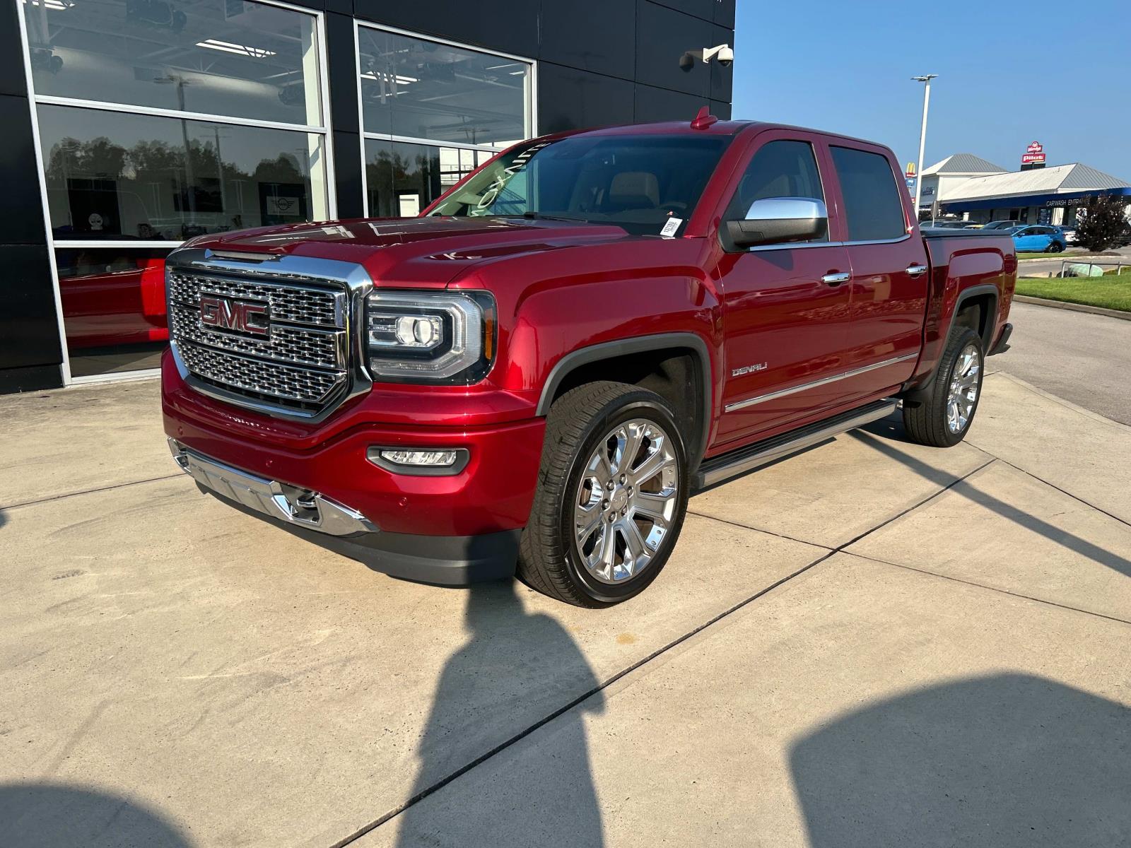 Used 2018 GMC Sierra 1500 Denali Denali with VIN 3GTU2PEJ4JG351853 for sale in Knoxville, TN