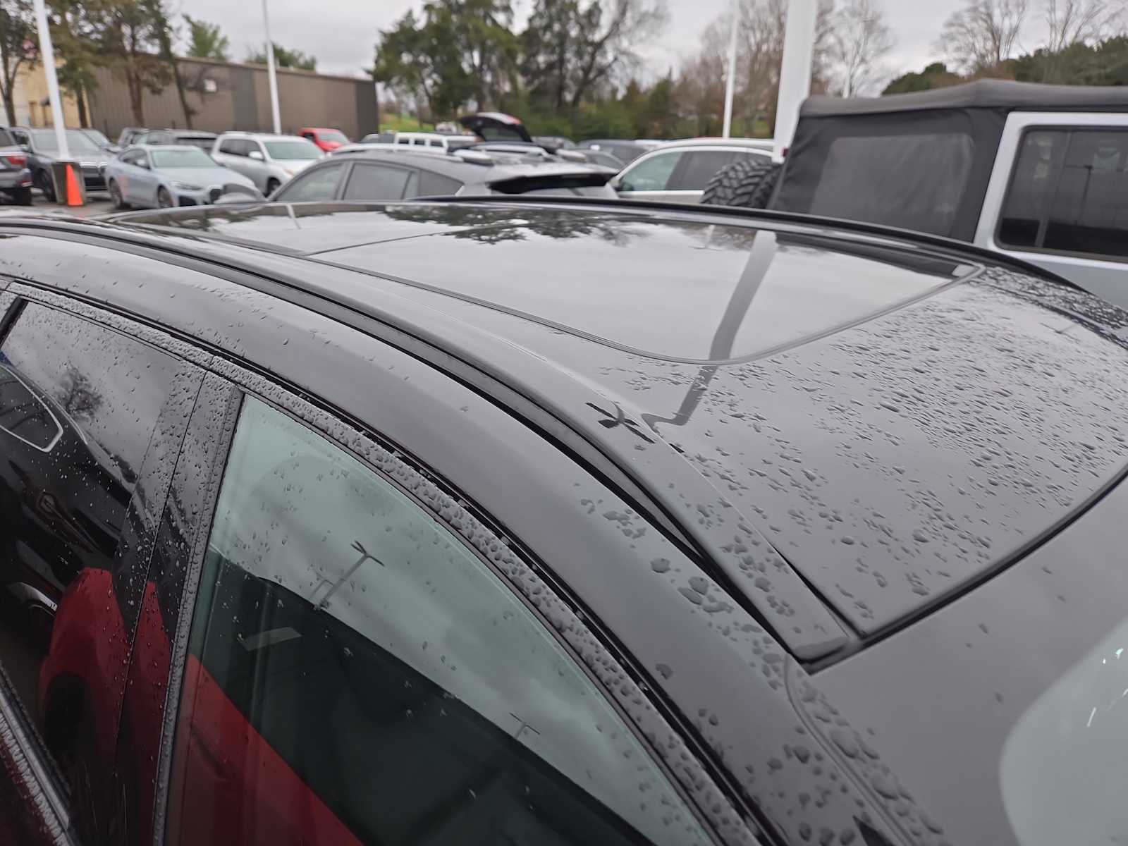 2024 Volvo XC60 Plus photo 2