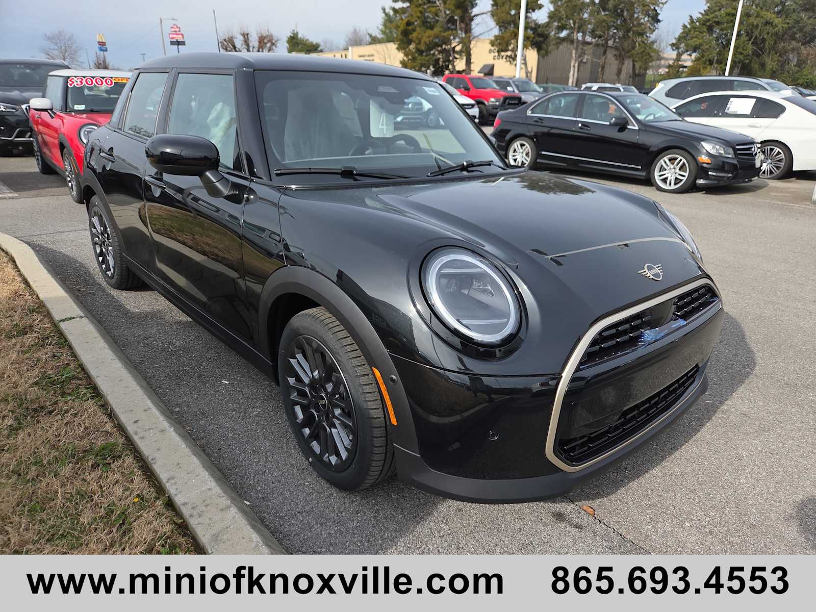 2026 MINI Hardtop 4 Door's photo