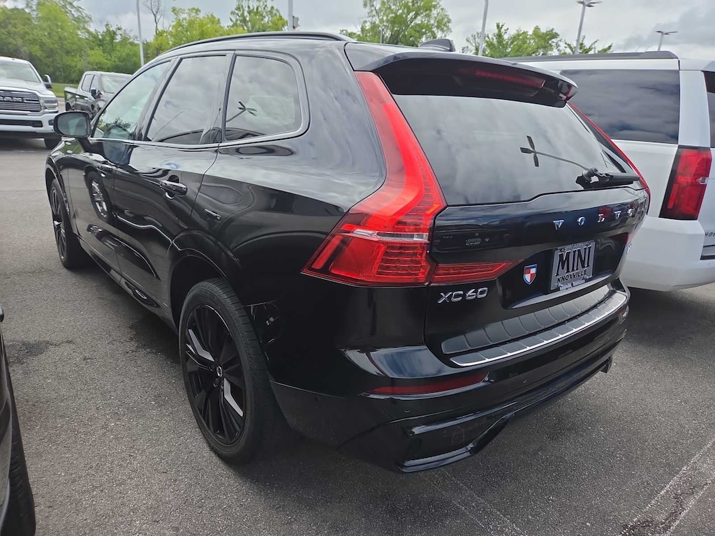 Used 2023 Volvo XC60 Plus Dark Theme SUV