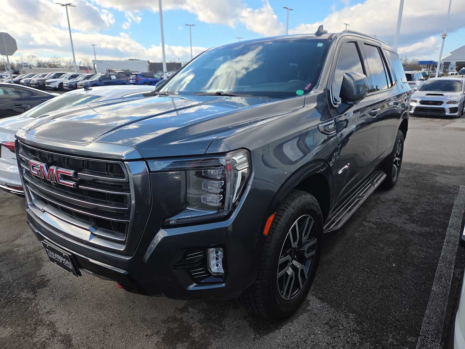 2021 Gmc Yukon AT4 photo 3