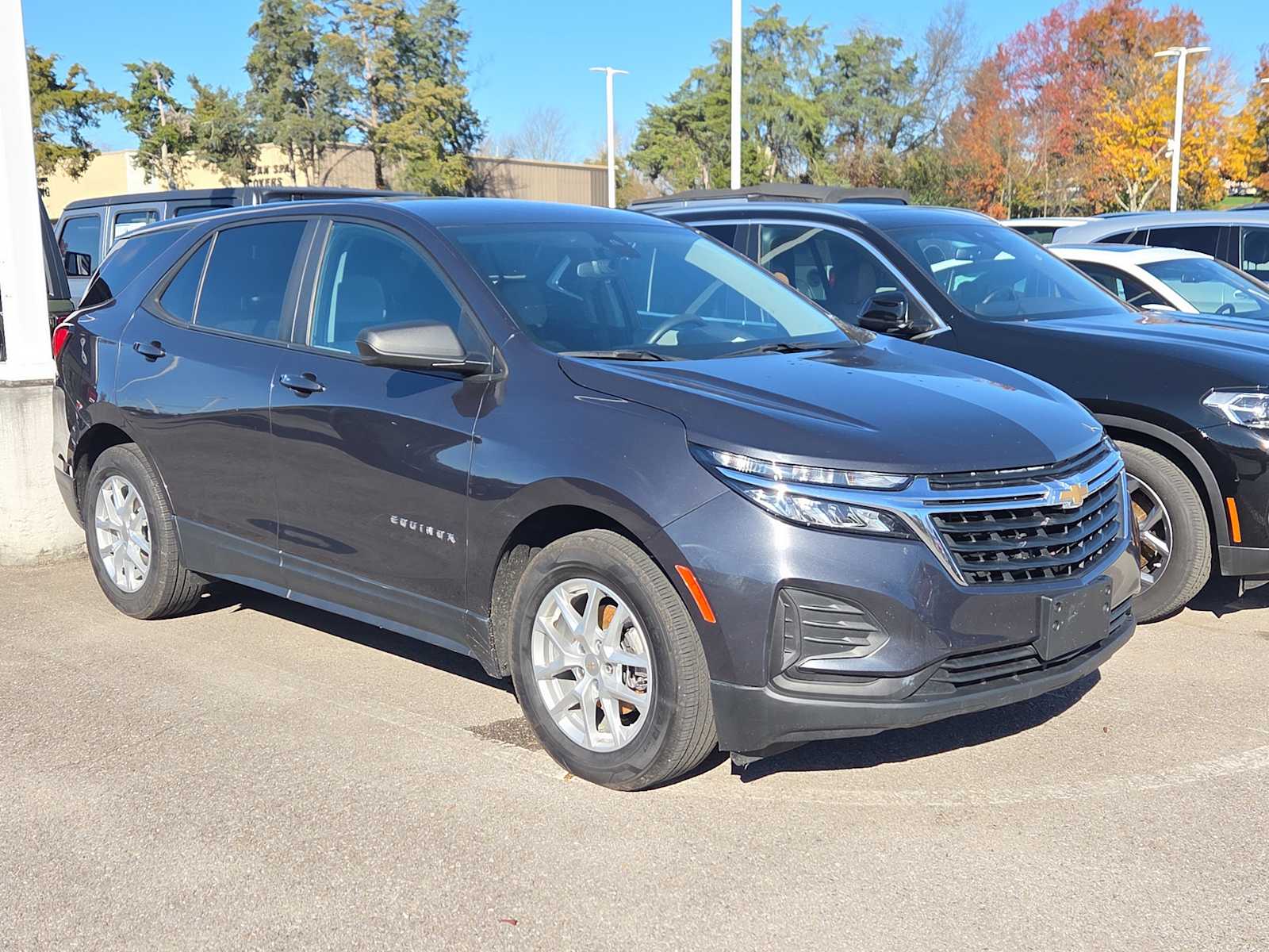 2022 Chevrolet Equinox LS's photo