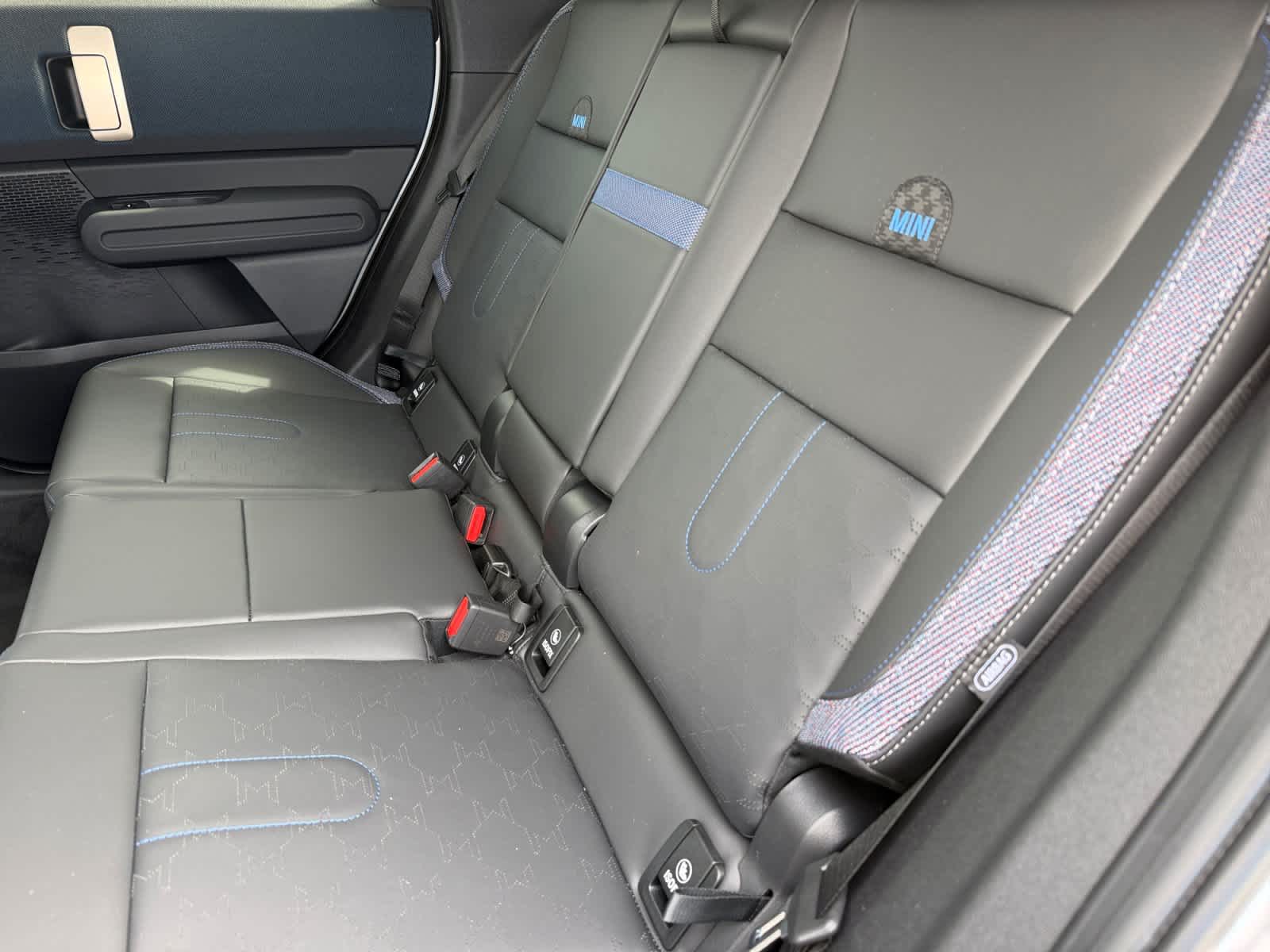 2026 MINI Countryman S - Photo 15