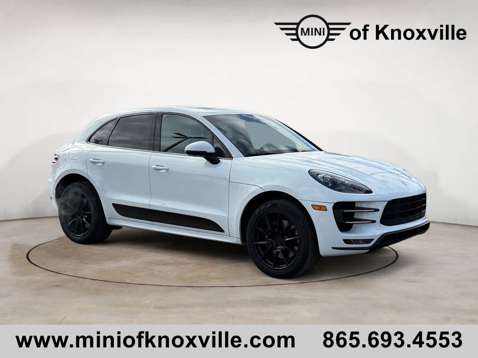 2015 Porsche Macan Turbo's photo
