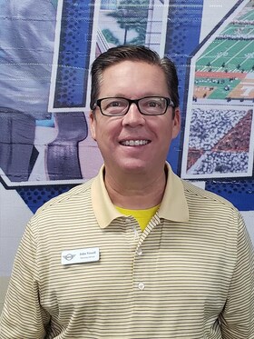 Staff member John Vessell from ID_6f71b6c2213e