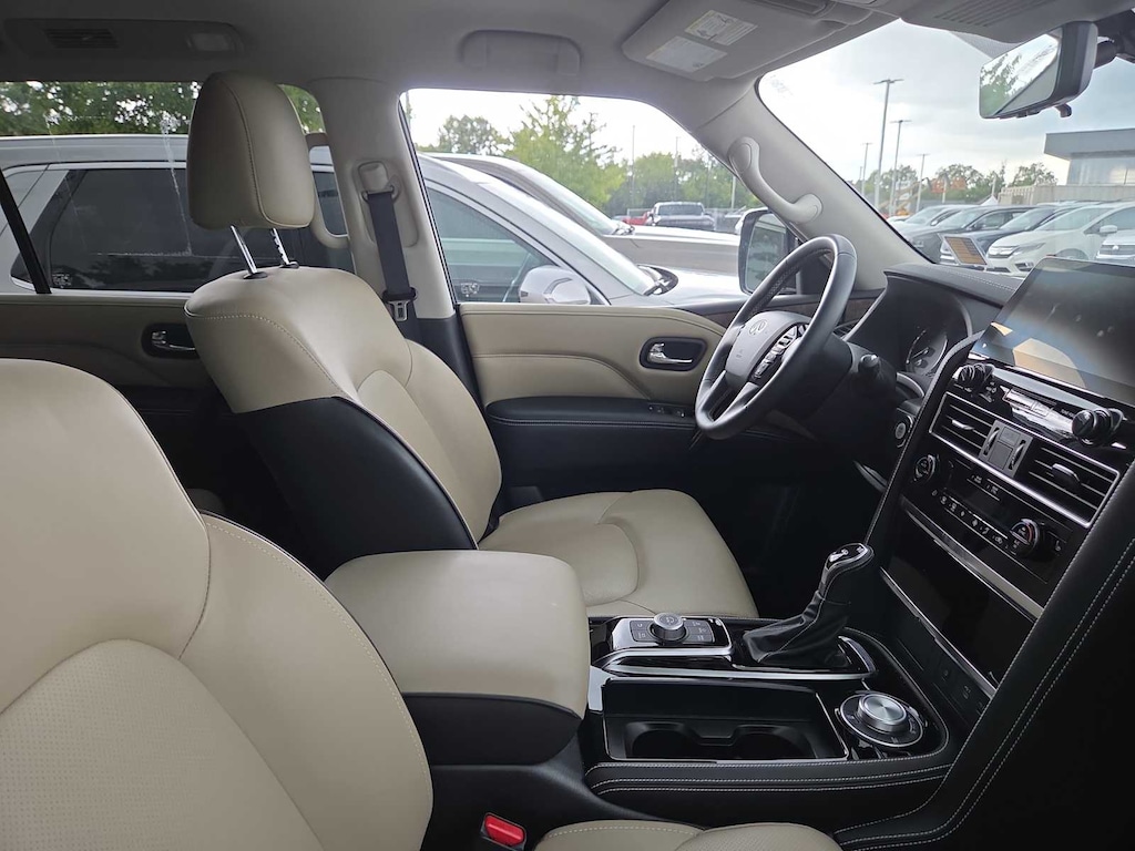 Used 2024 INFINITI QX80 Premium Select SUV