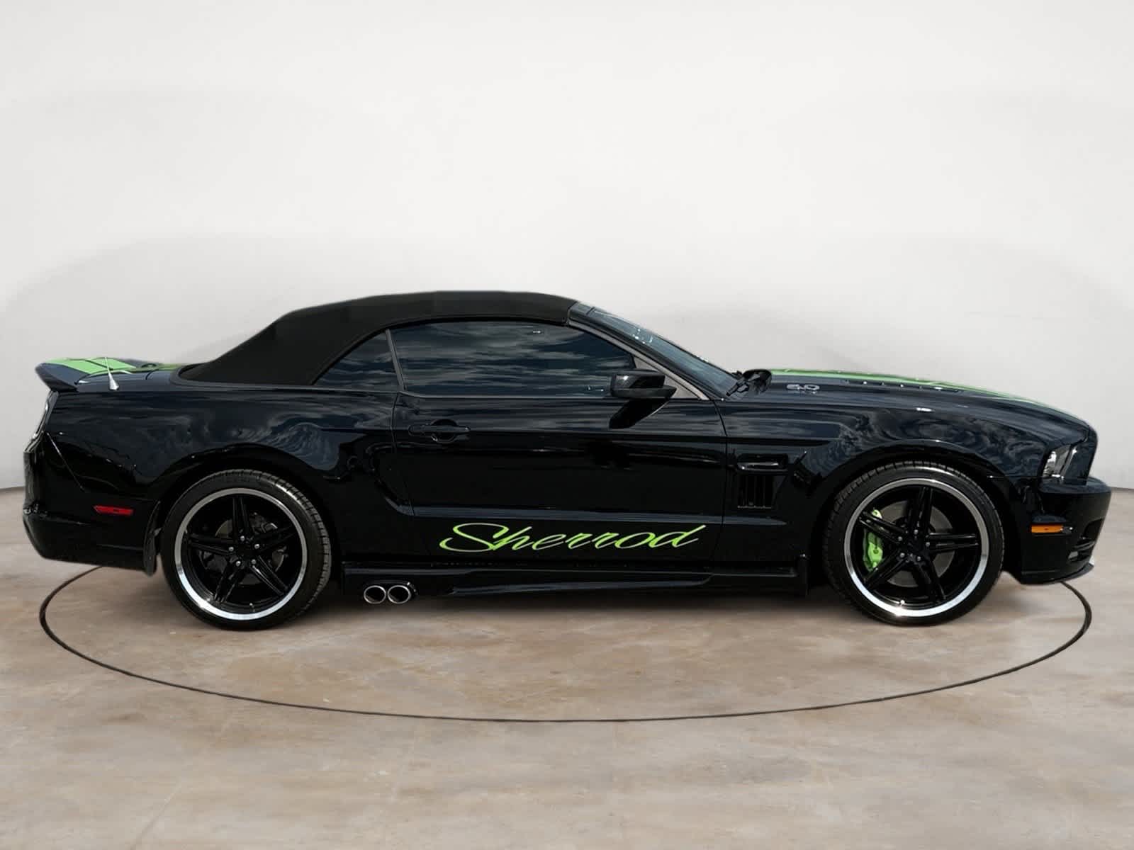 2014 Ford Mustang GT Premium Convertible photo 2