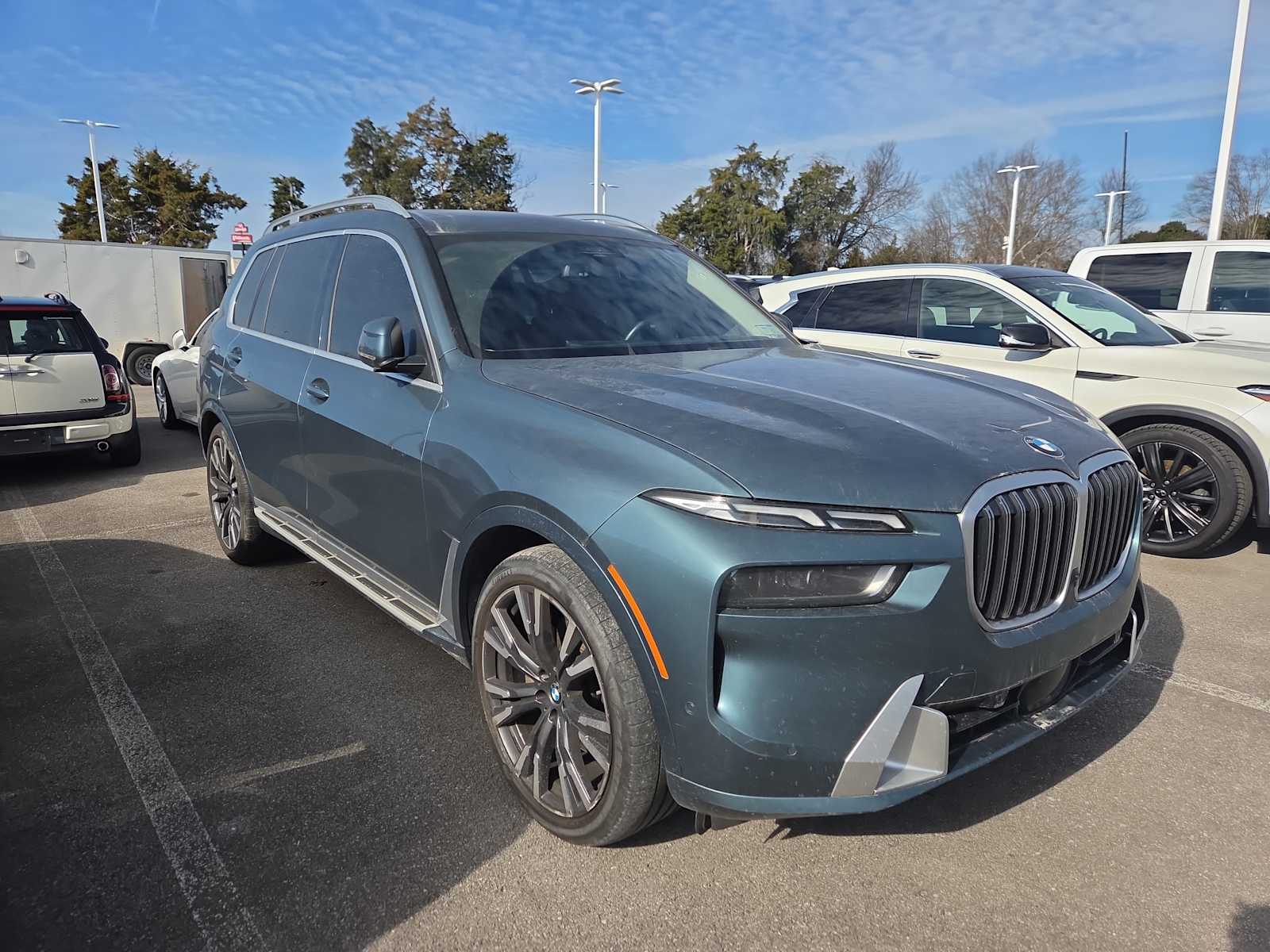 2023 BMW X7 40i's photo