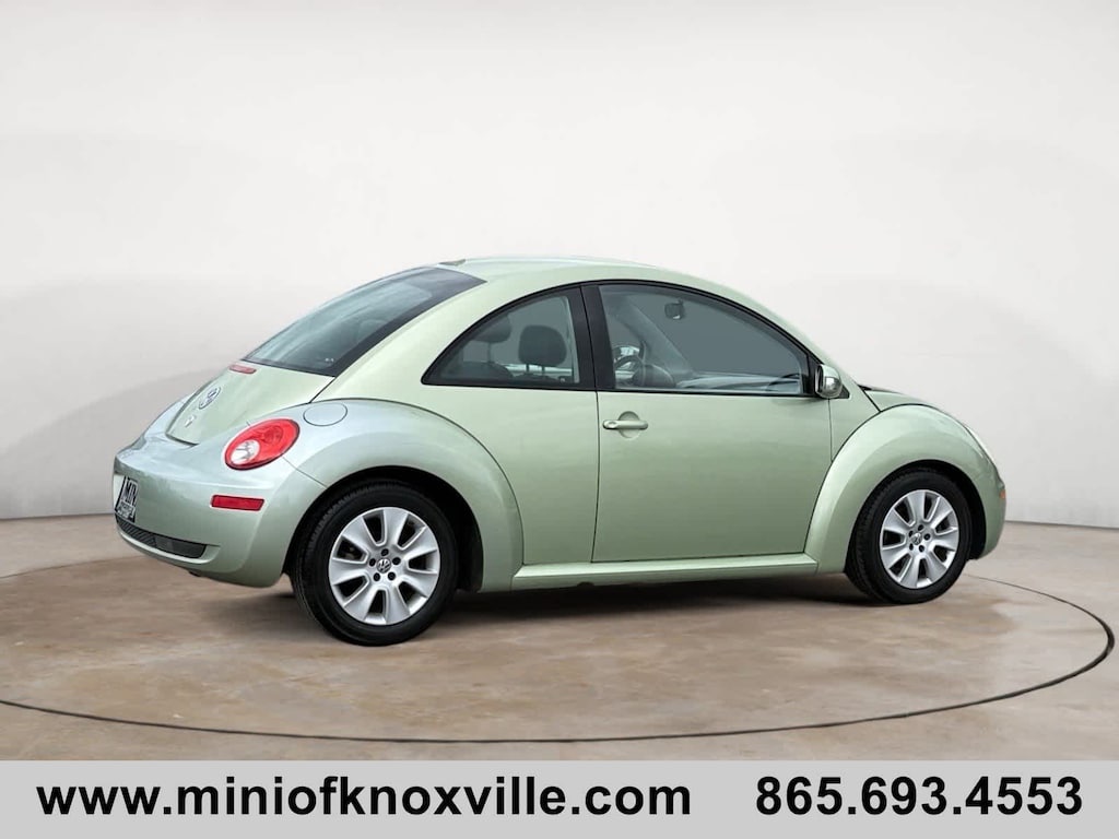 Used 2008 Volkswagen New Beetle S Hatchback