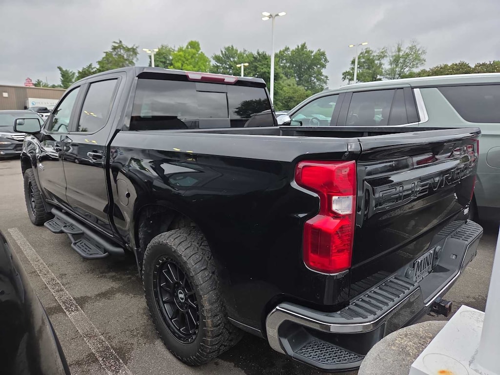Used 2021 Chevrolet Silverado 1500 LT 4WD Crew Cab 147 Truck Crew Cab