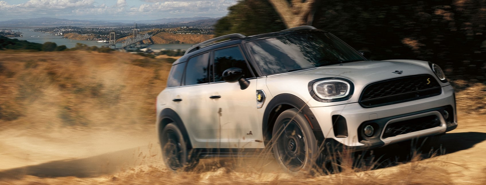 2023-MINI-Electric-Countryman-ALL4-HardTop4Door-Hatchback-L02b.jpg