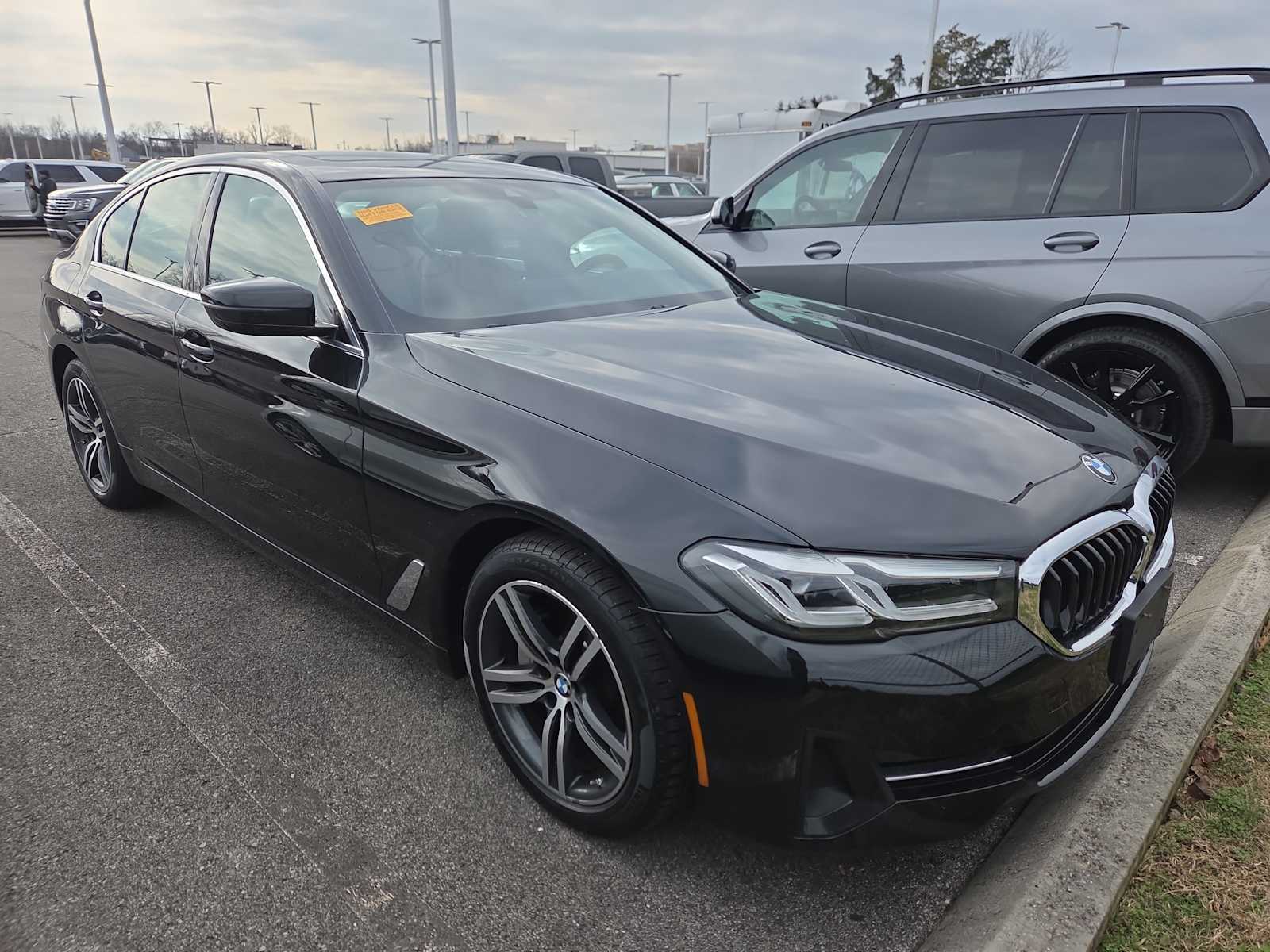 2023 BMW 5 Series 530i's photo