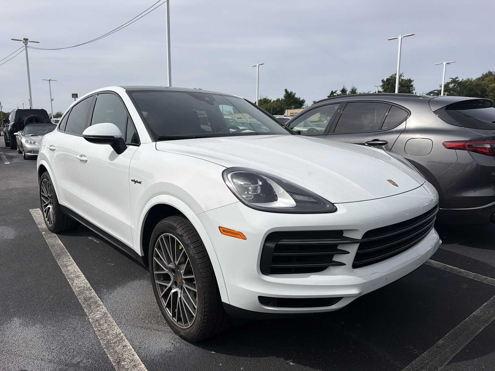 2023 Porsche Cayenne Coupe