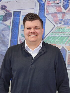 Staff member Christian Dawes from ID_287894e8fa46