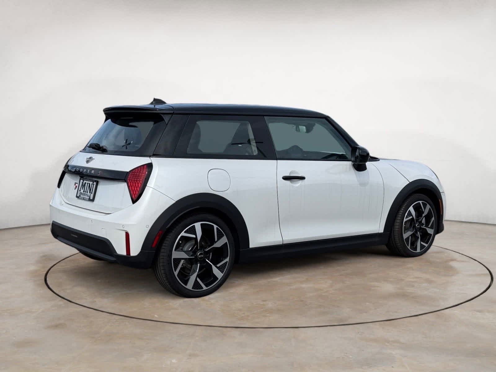2025 Mini Cooper S Iconic photo 3