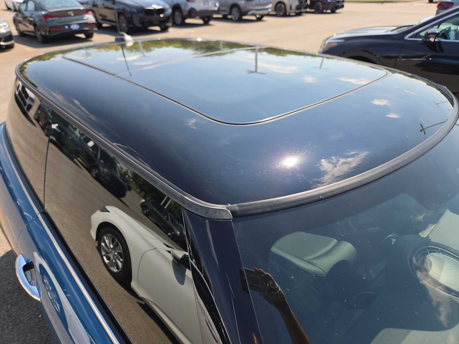 2023 Mini Cooper 2 Door Hardtop Signature photo 3