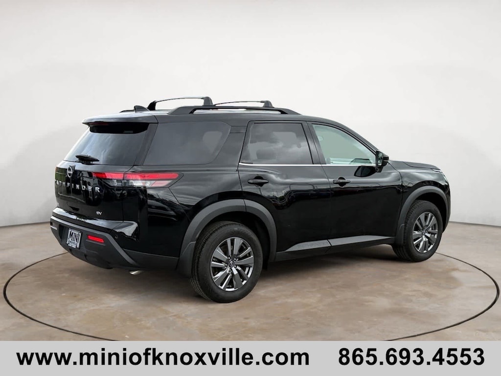 Used 2024 Nissan Pathfinder SV SUV