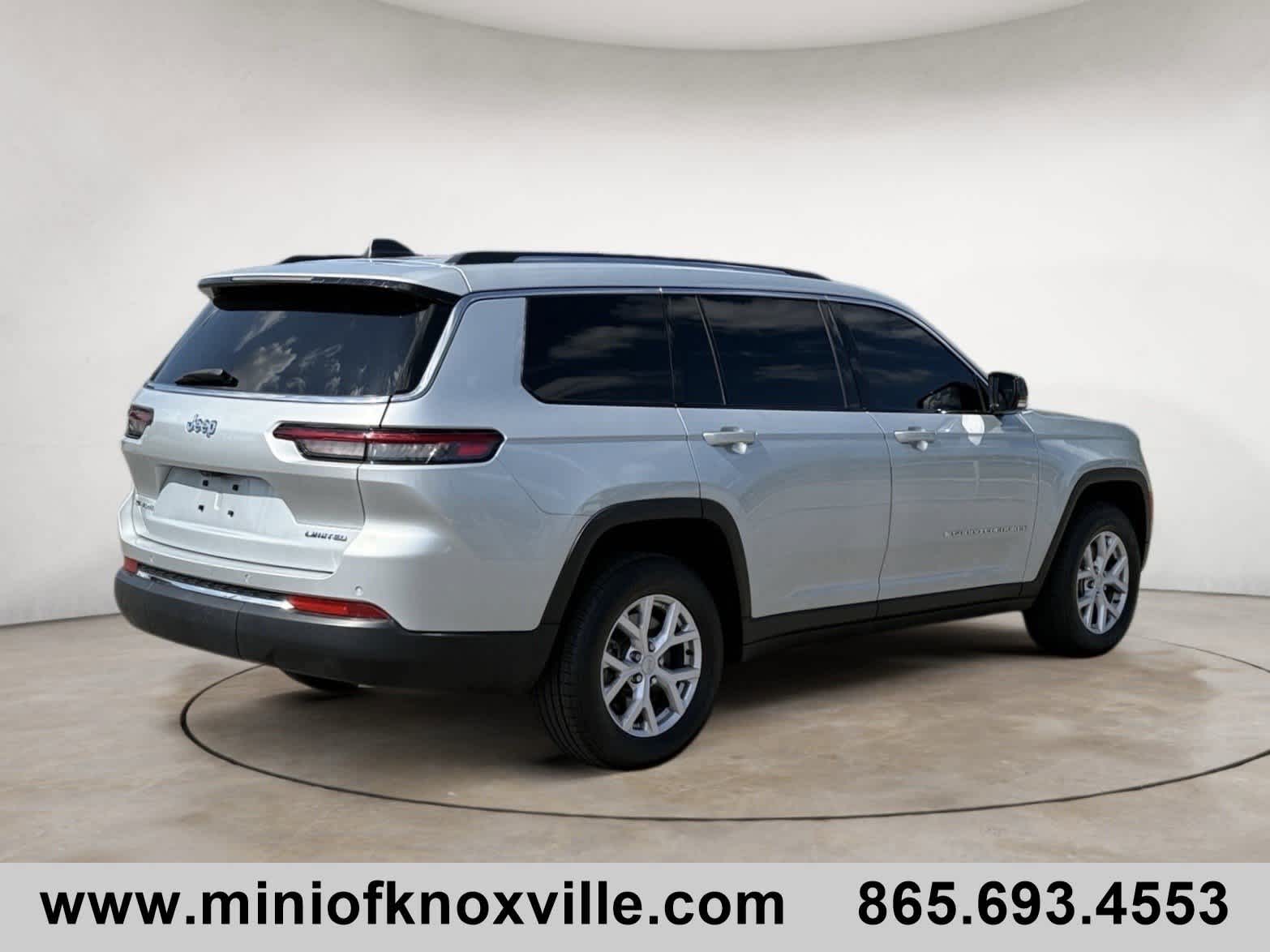 2022 Jeep Cherokee Limited photo 2