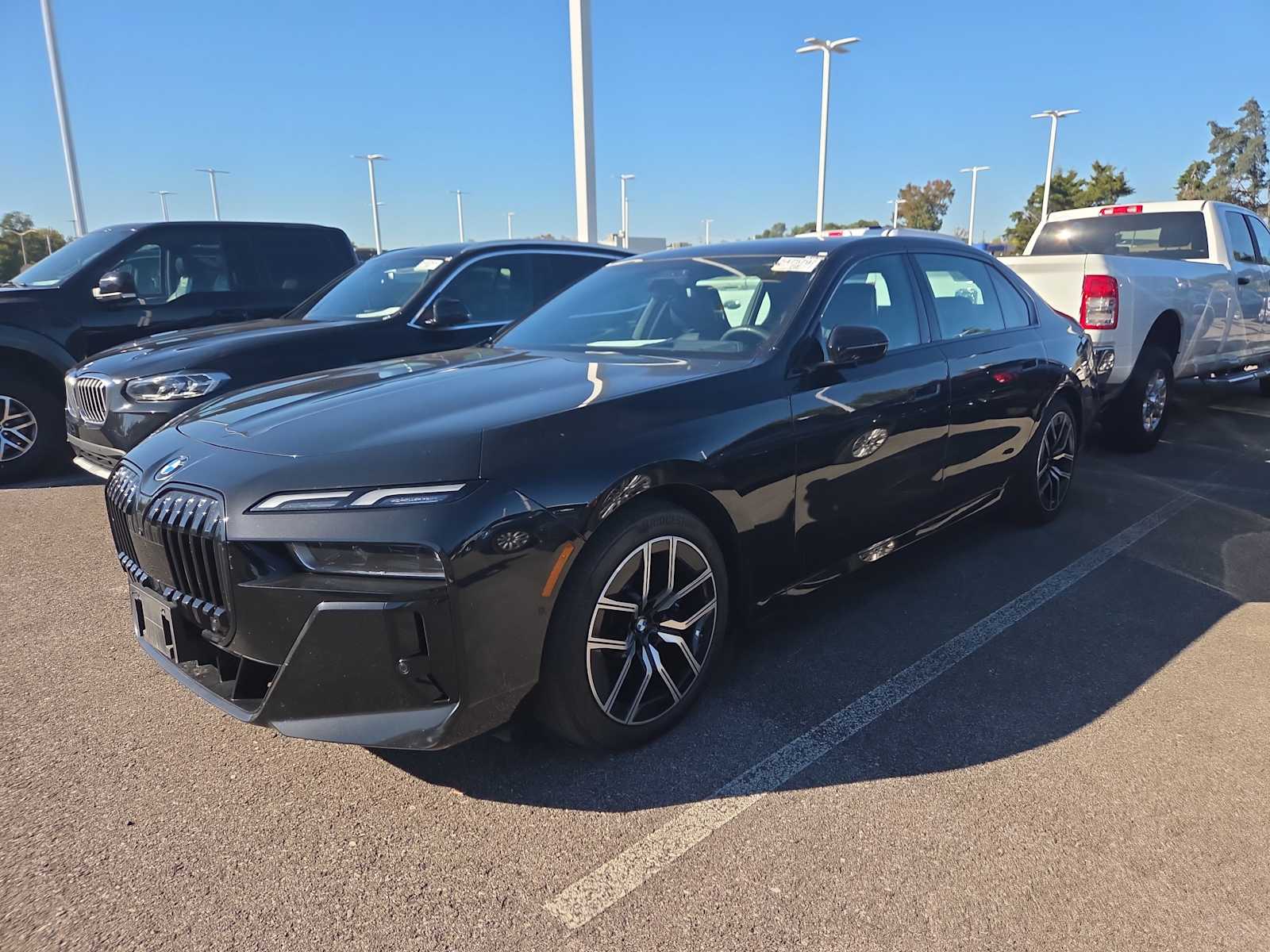 2023 Bmw 740i Sedan photo 4