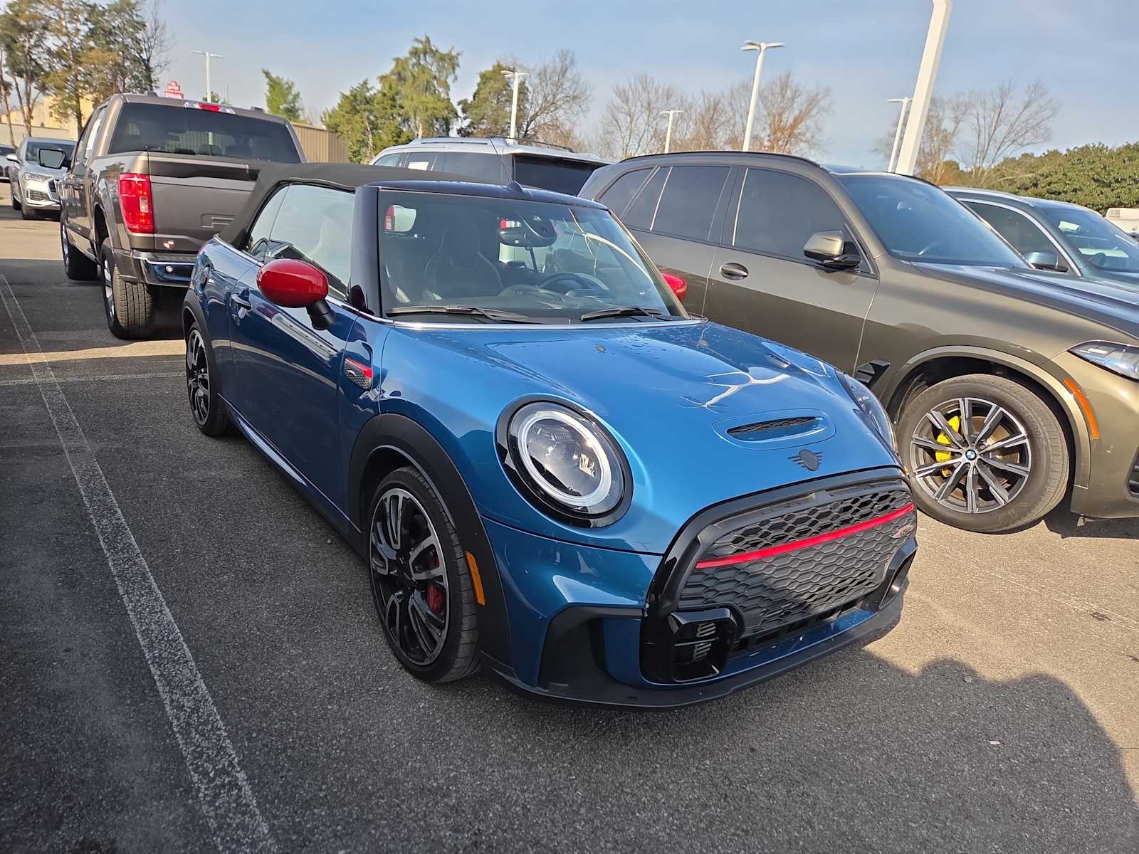 2022 MINI Convertible John Cooper Works's photo