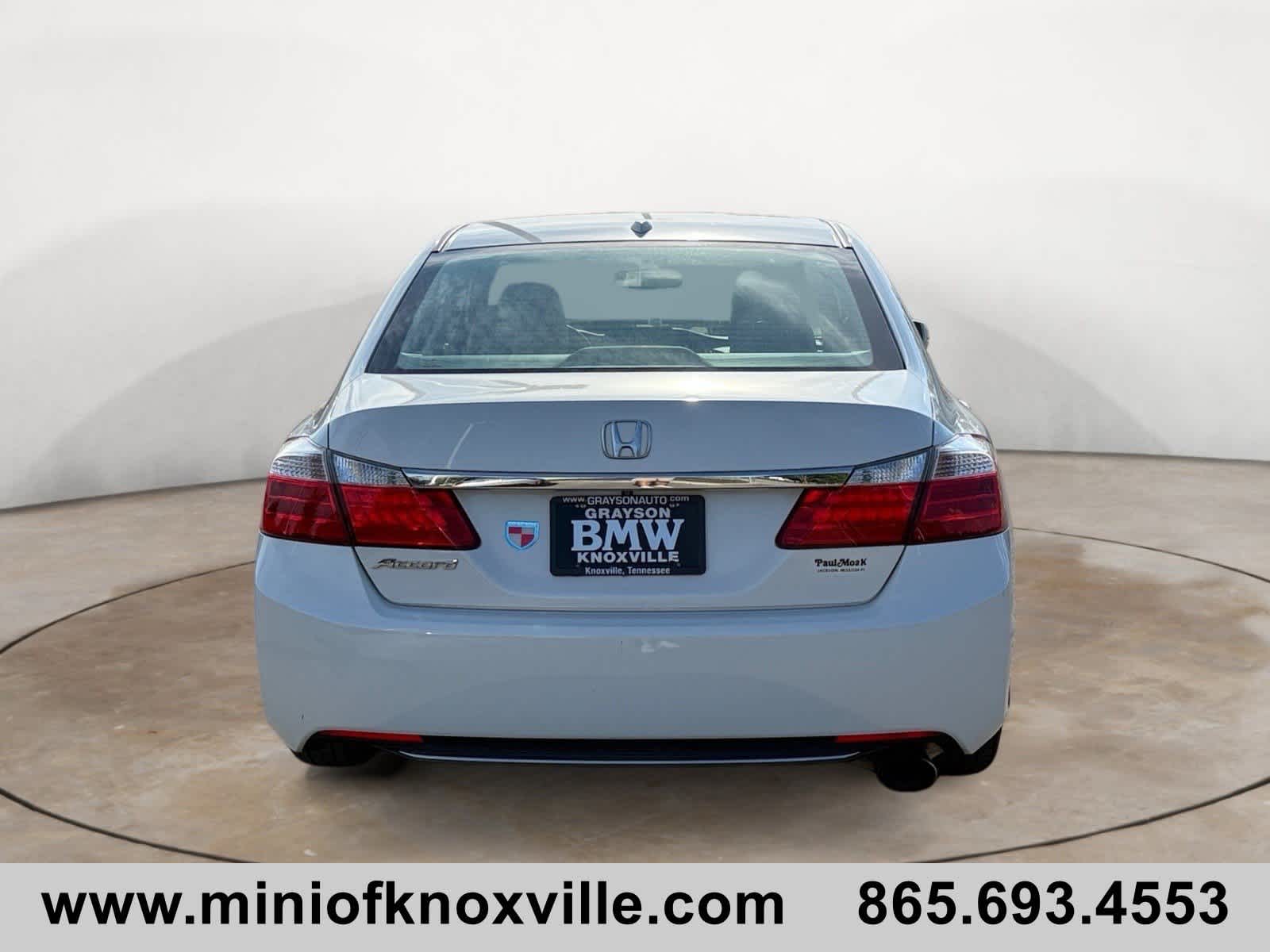 2015 Honda Accord EX-L photo 3