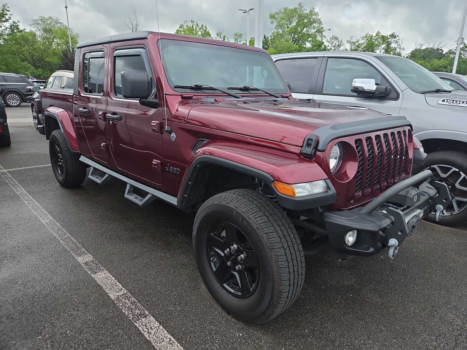 2021 Jeep Gladiator Sport S's photo